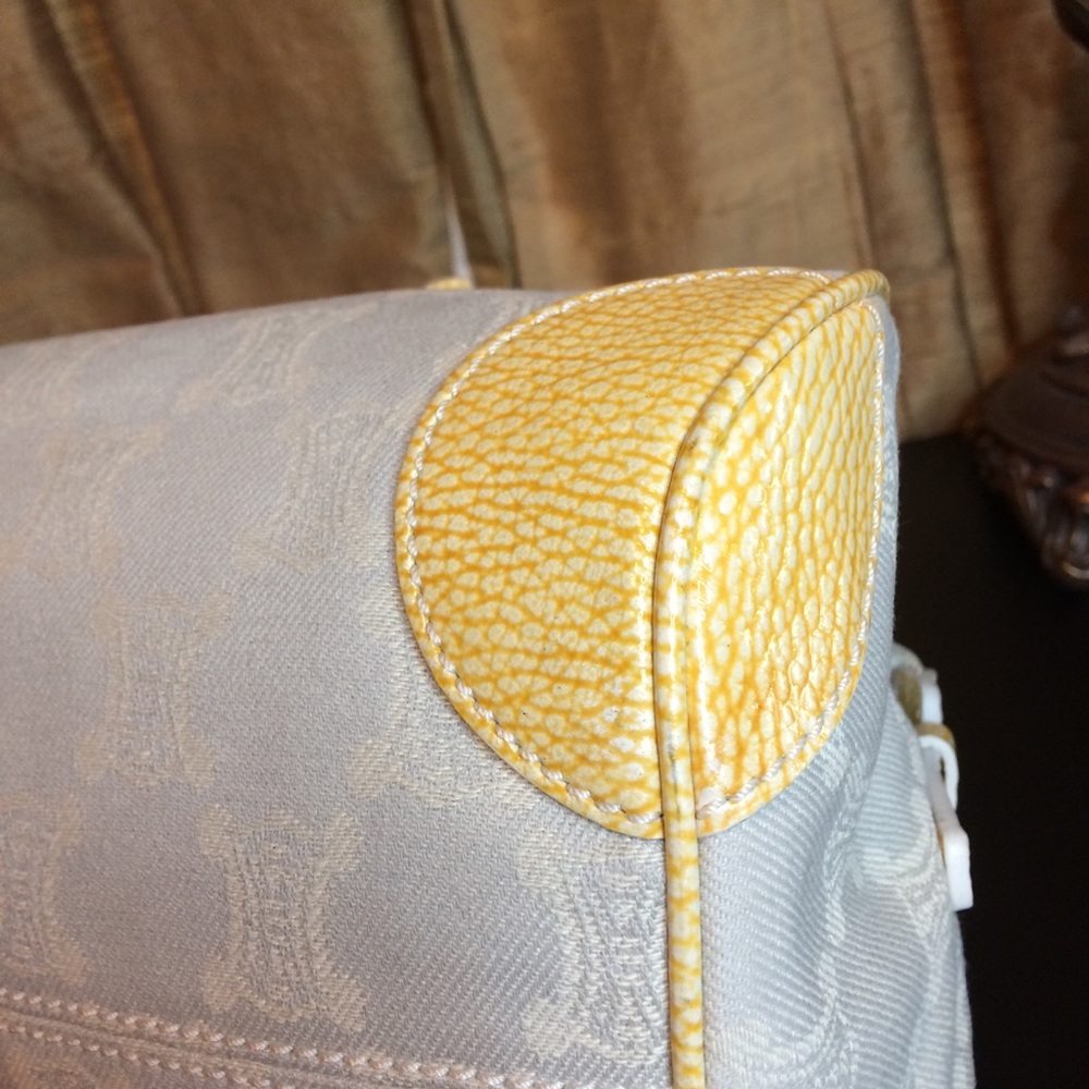 SOLD!!!! Celine Pale Blue Canvas w/Light Yellow Trim/Handle - Picture 10 of 15